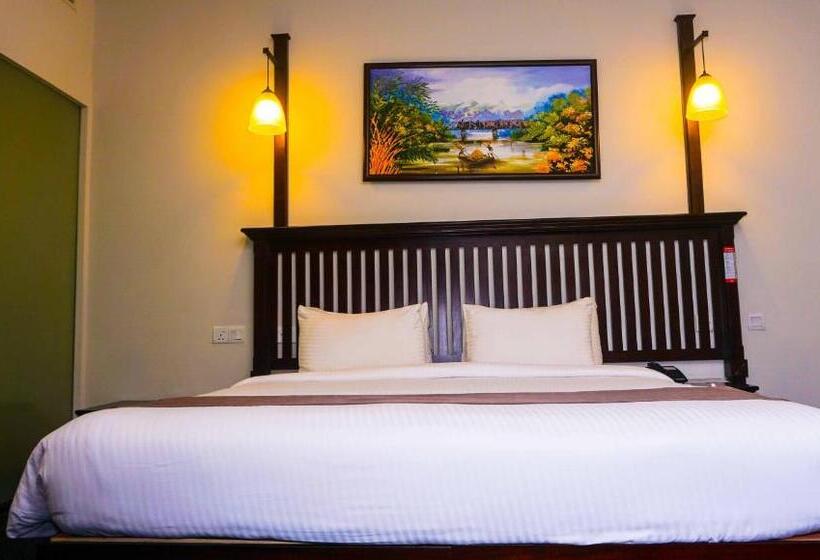 غرفة قياسية, Nippon Colombo