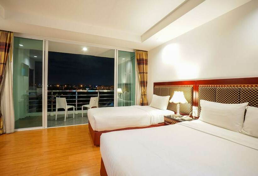수피리어 룸, Jomtien Hisotel