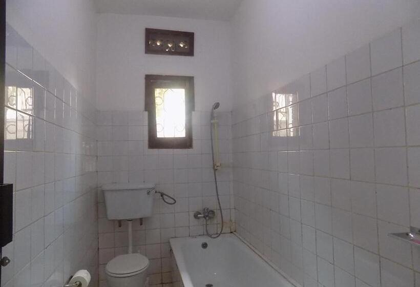اتاق اکونومی یک تخته, Livani Beach Motel