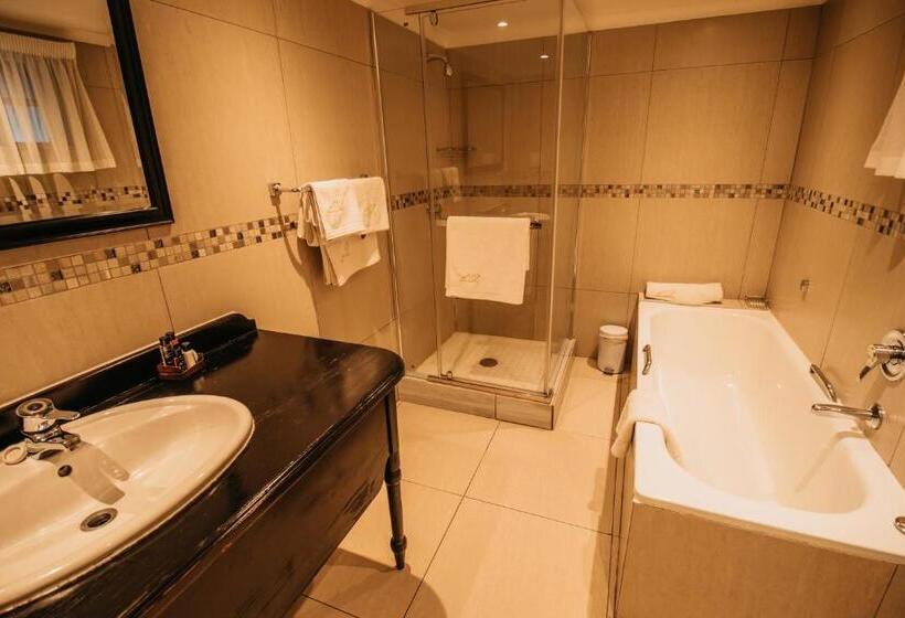 带阳台套房, Mount Sheba Rainforest Hotel & Resort