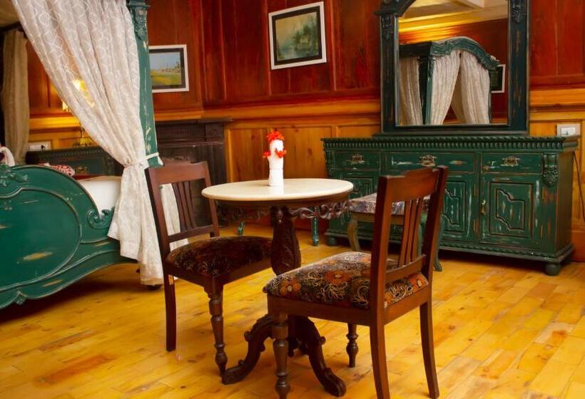 سوییت, West Downs The Heritage Resort