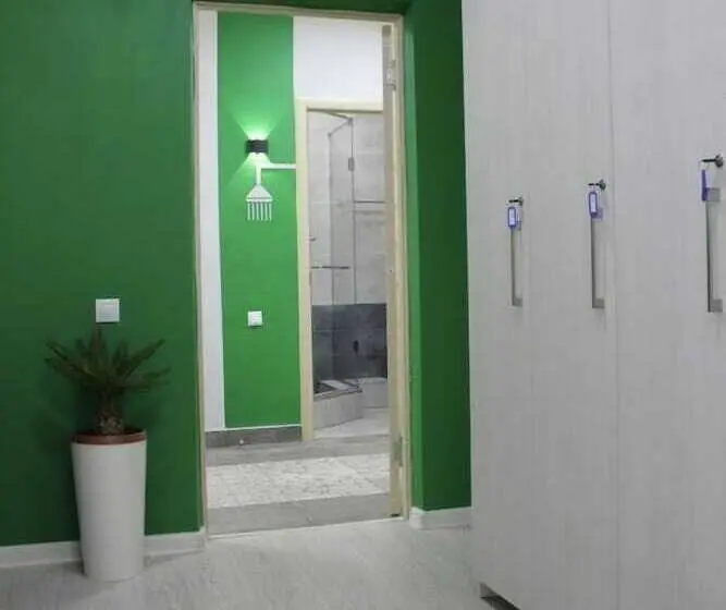 تختخواب در اتاق مشترک, Viva Hotel   Hostel