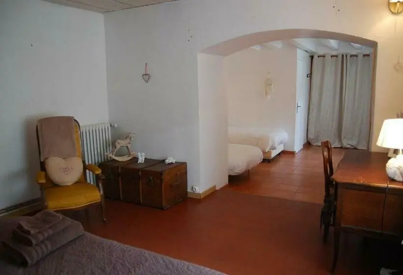 ファミリールーム, La Pouillyzotte