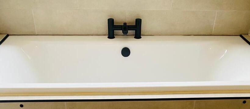 이그제큐티브 스위트, The Punchbowl Lapworth
