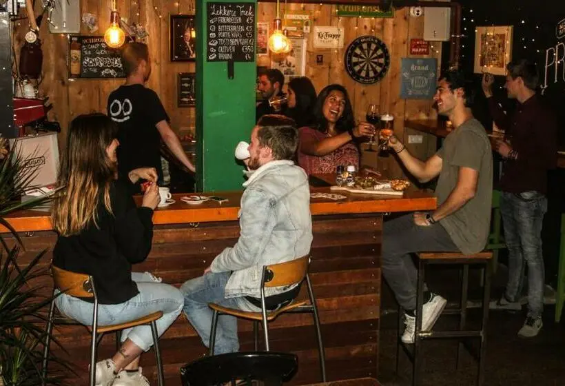 Standard-huone, Hostel Roots