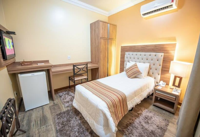 חדר דלוקס יחיד, Alles Blau