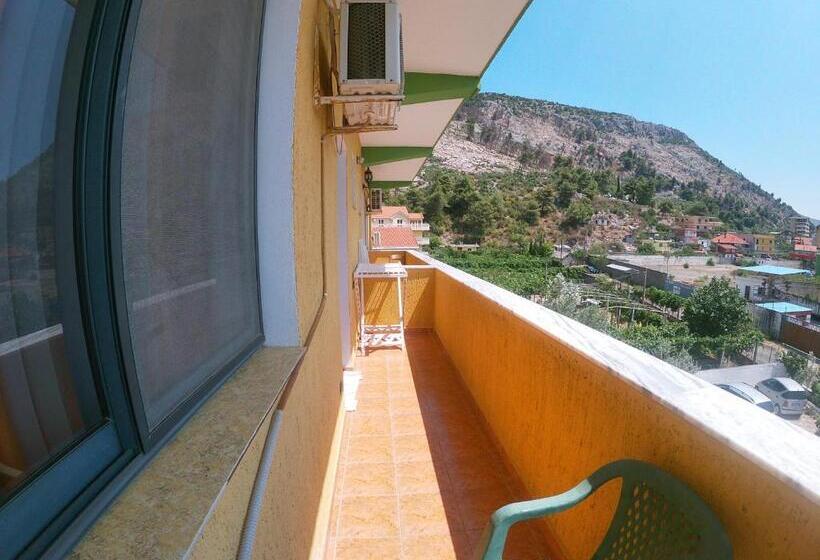 اتاق خانوادگی, Bolonja