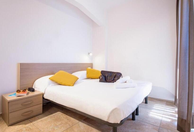 スタンダードルーム, Jolly Roger