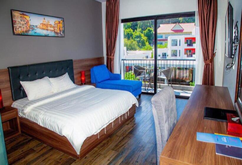 اتاق لوکس با تخت بزرگ, Kep Bay Hotel & Resort