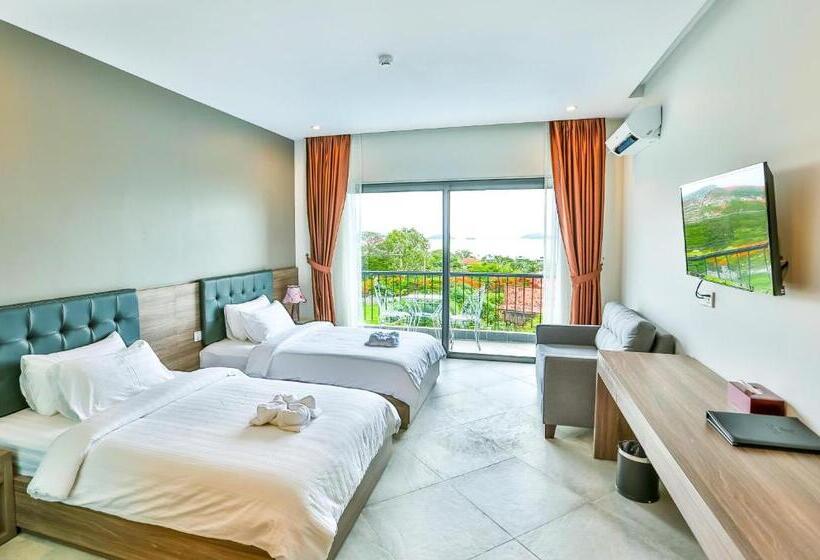 اتاق لوکس با چشم‌انداز دریا, Kep Bay Hotel & Resort