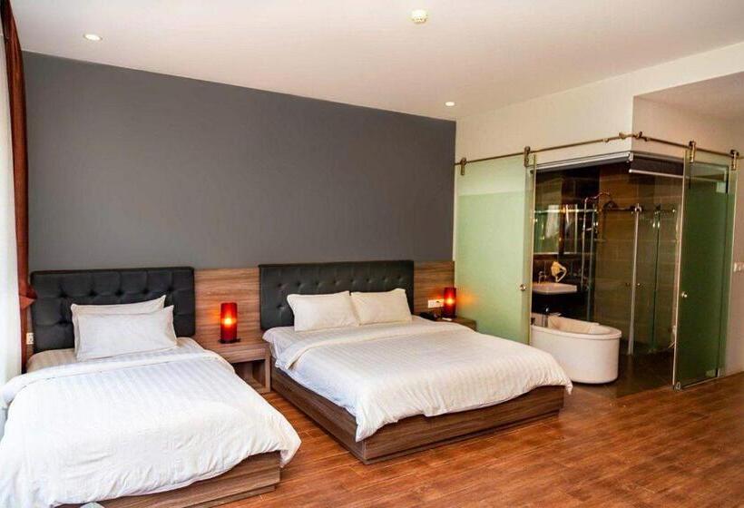 سوییت خانوادگی, Kep Bay Hotel & Resort