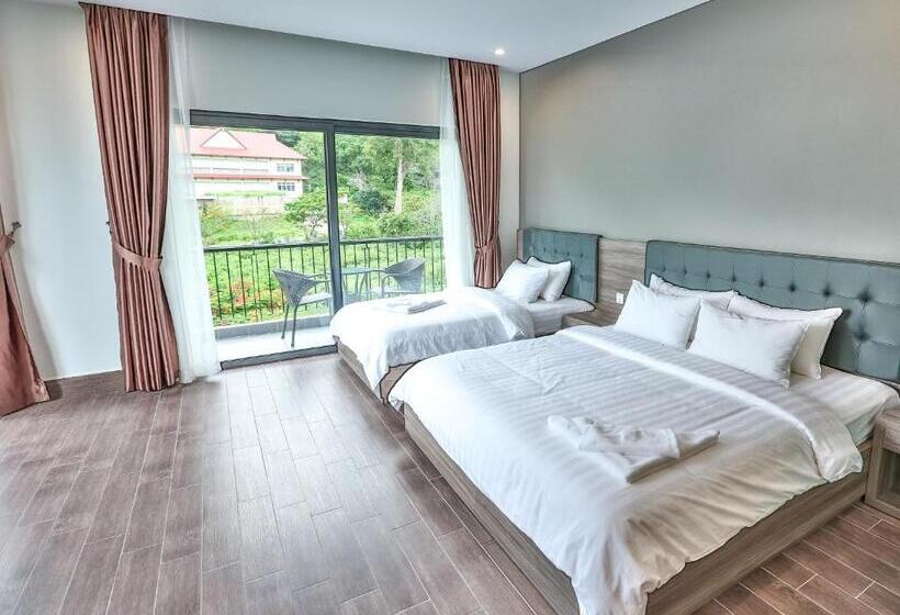 سوییت خانوادگی, Kep Bay Hotel & Resort