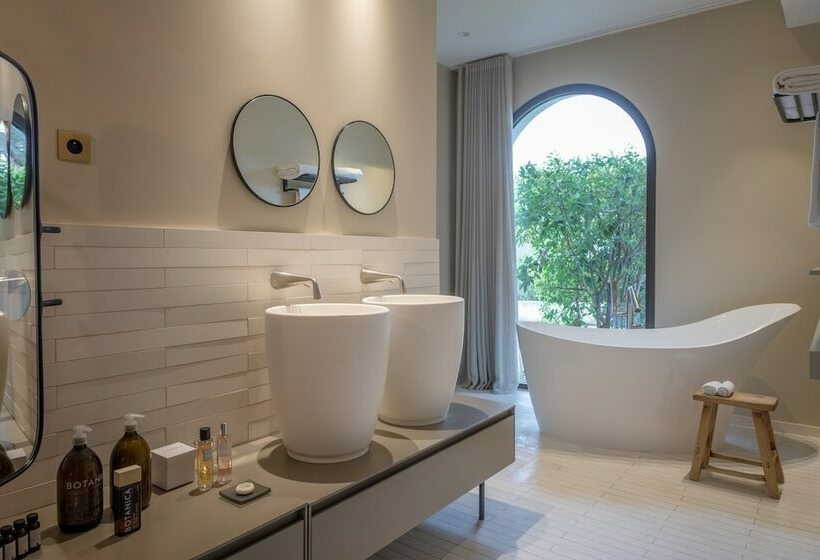 Полулюкс, Misincu