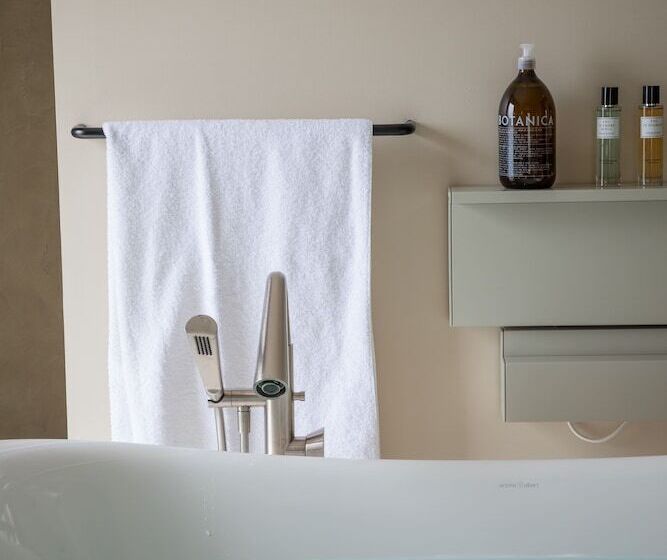 Люкс Мастер, Misincu