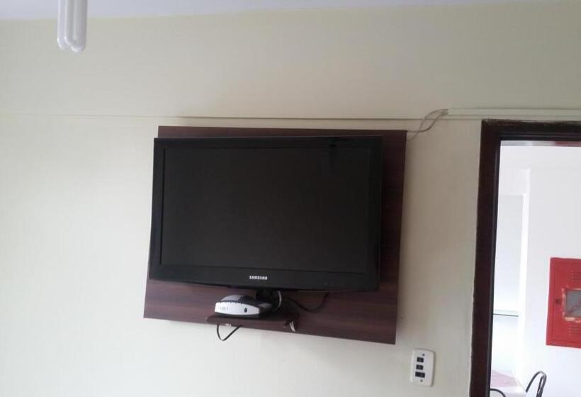 패밀리 룸, Piratini