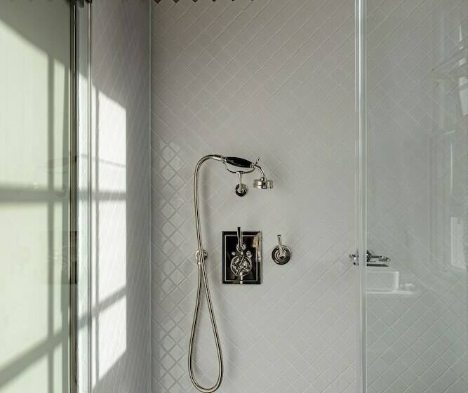 ジュニアスイート, Henrietta Experimental