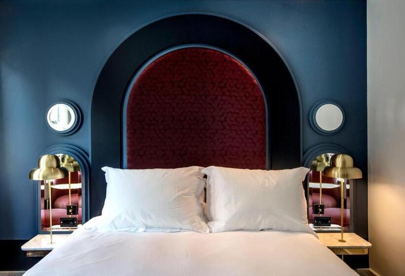 スーペリアールーム, Henrietta Experimental