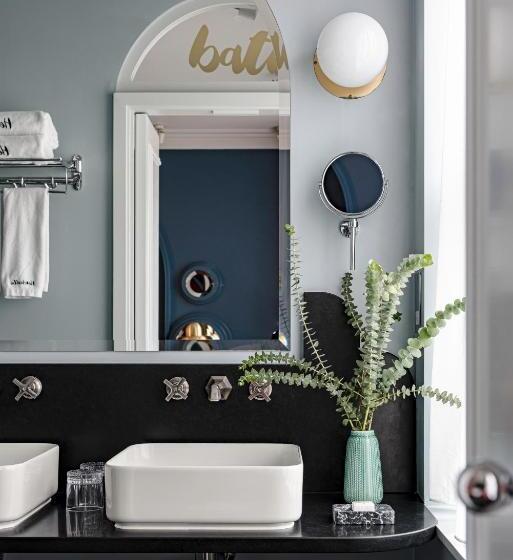 スーペリアールーム, Henrietta Experimental