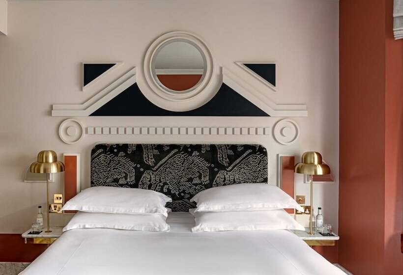 スーペリアールーム, Henrietta Experimental