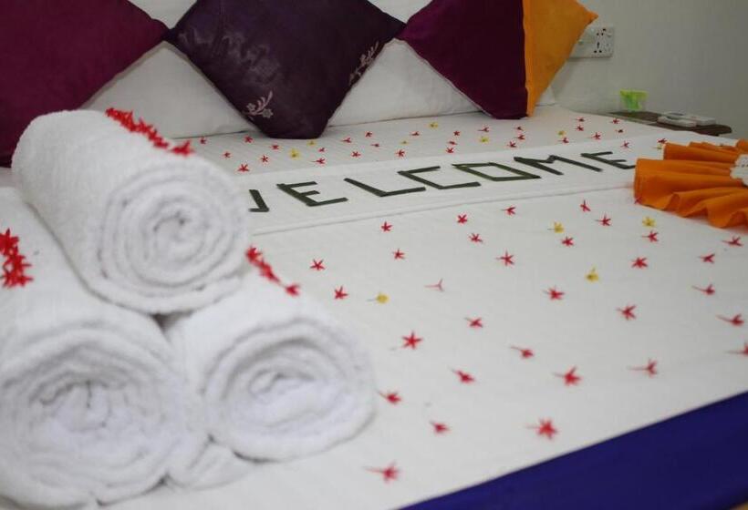 Семейный Номер, Levona Garden Resort