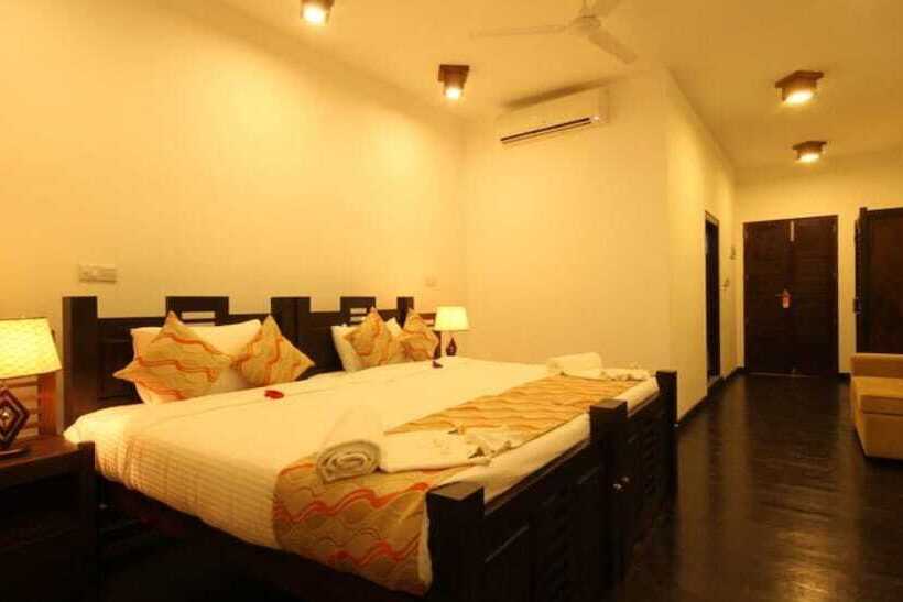 غرفة ديلوكس, Saffron Hotel & Restaurant