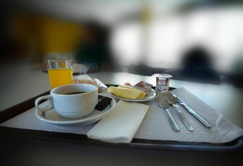 מיטה בחדר משותף, Hi Lisboa  Pousada De Juventude