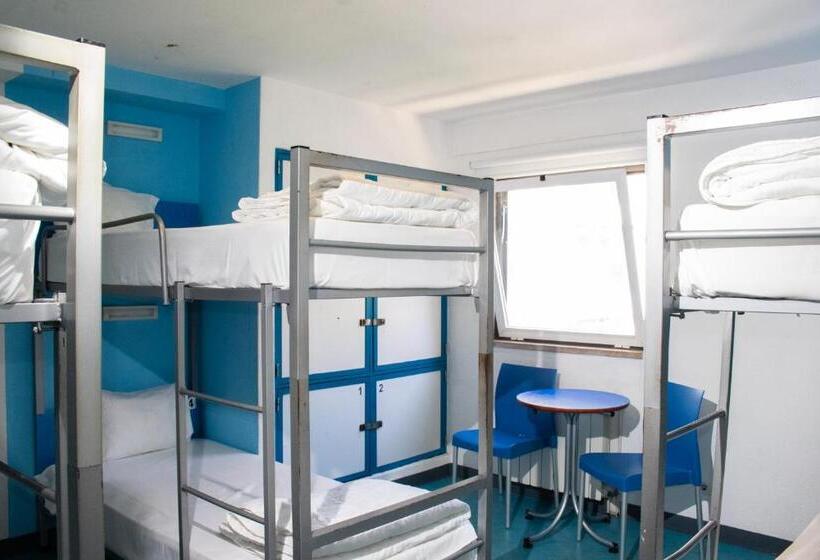 מיטה בחדר משותף, Hi Lisboa  Pousada De Juventude