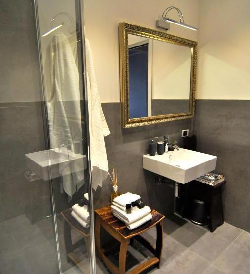 اتاق لوکس سه تخته, Casa Colleoni