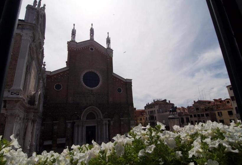 اتاق لوکس سه تخته, Casa Colleoni