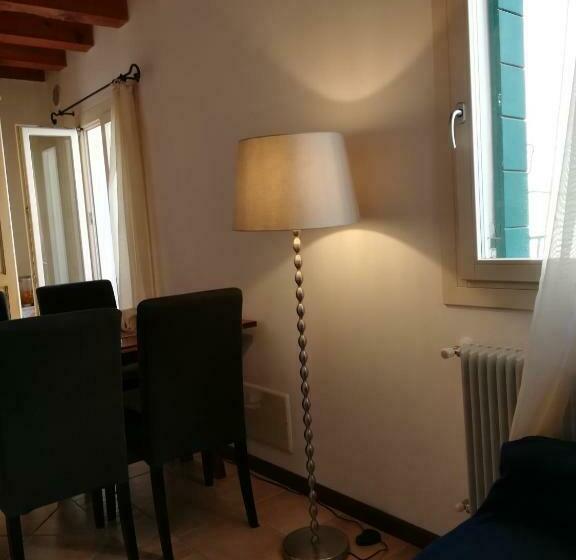 آپارتمان 1 خوابه با بالکن, Casa Genoveffa