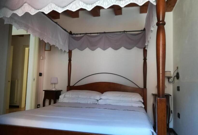 آپارتمان 1 خوابه با بالکن, Casa Genoveffa