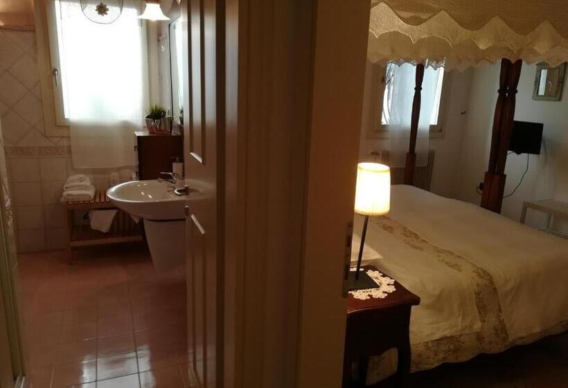 سوییت, Casa Genoveffa