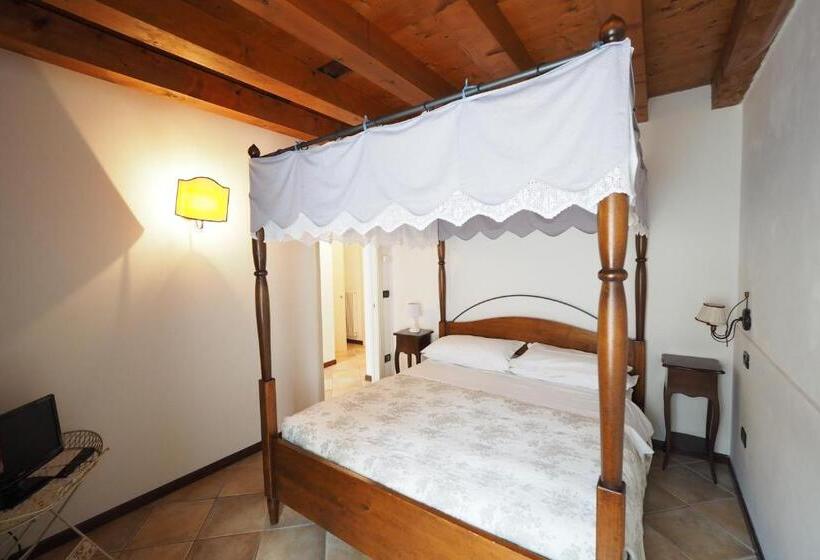 آپارتمان 1 خوابه با بالکن, Casa Genoveffa