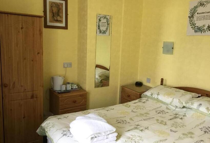 オーシャンビュースタンダードルーム, Cavendish House