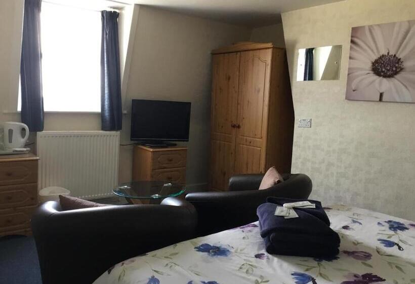 スタンダードルーム, Cavendish House