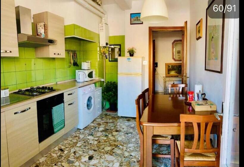 패밀리 룸, Pang S Guesthouse