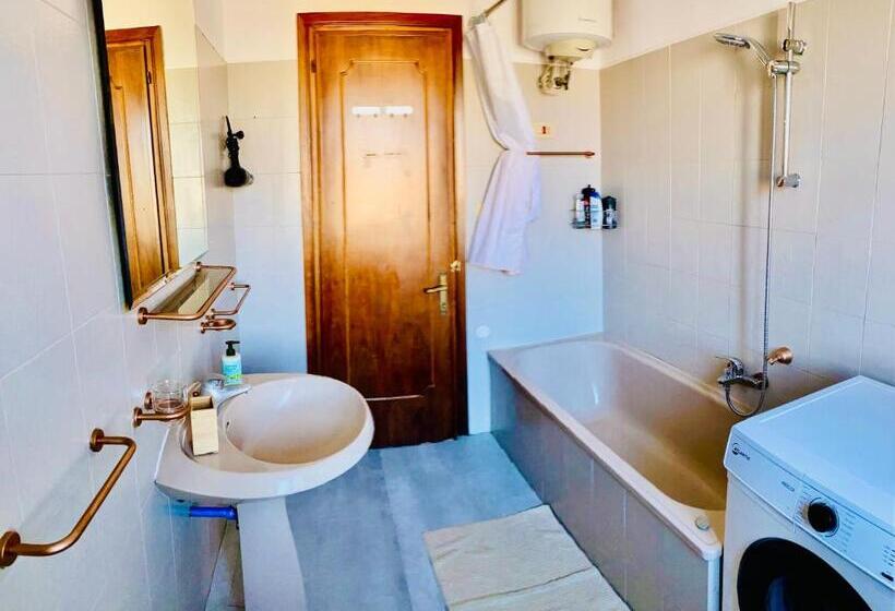 스탠다드 트리플 룸, Pang S Guesthouse