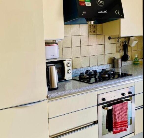 패밀리 스위트, Pang S Guesthouse