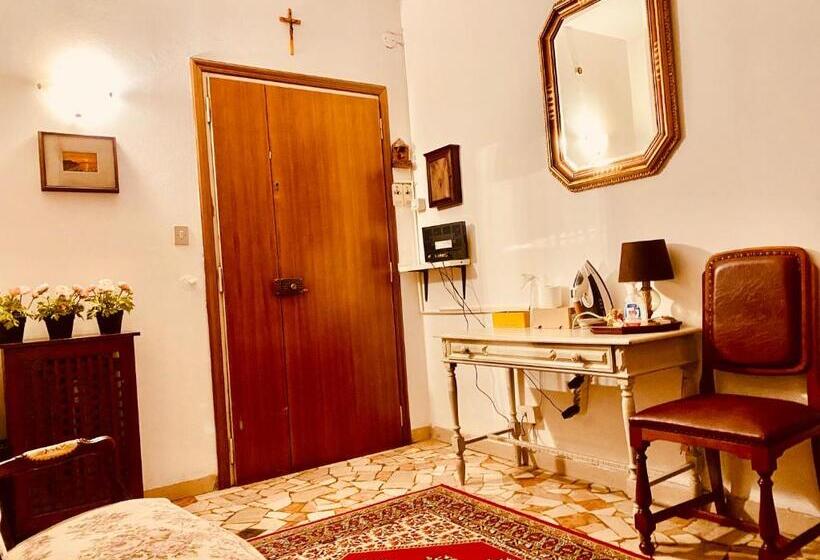 4인용 스탠다드 룸, Pang S Guesthouse