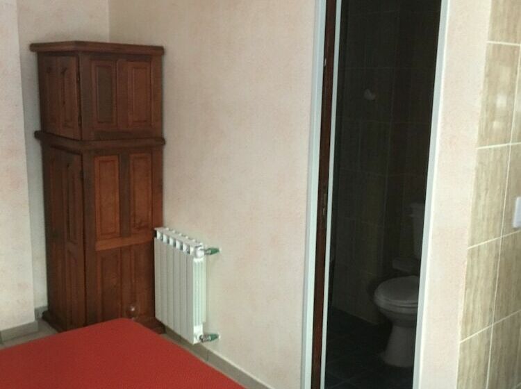 اتاق استاندارد یک نفره, El Porteno