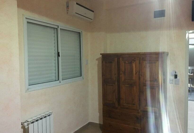 اتاق استاندارد, El Porteno