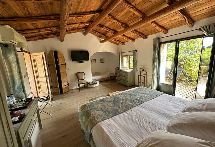 高级大房间, Hôtel Ambassador Palombaggia