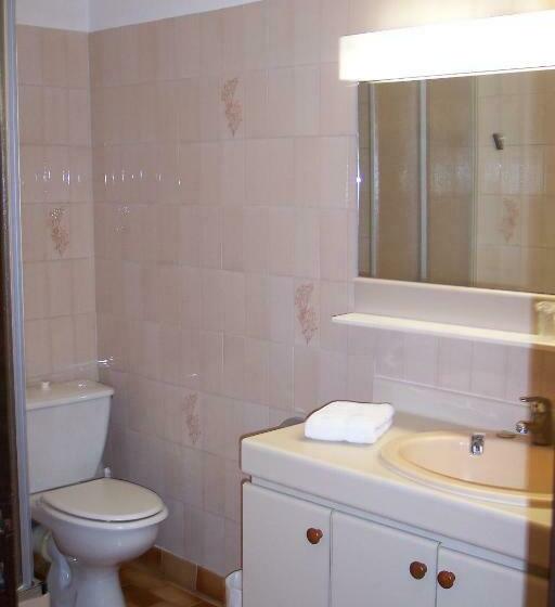 스탠다드 트리플 룸, Hôtel Central