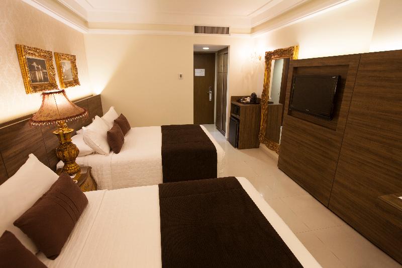 اتاق خانوادگی, Ivy Villa