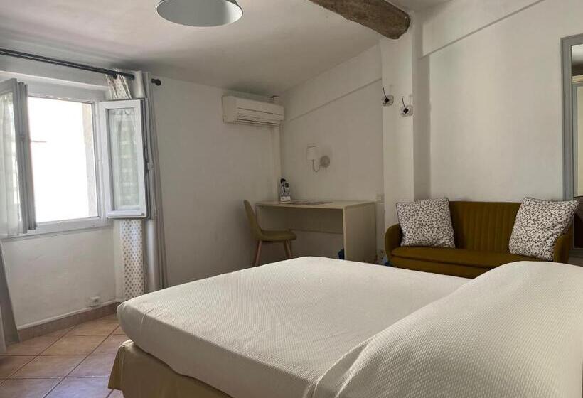 スーペリアールーム, Le Flore