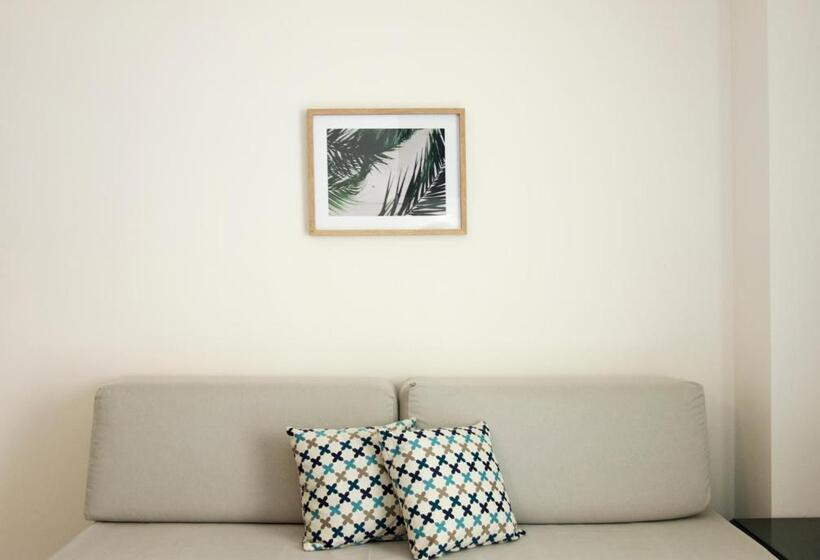 スーペリアスタジオ, Melitti