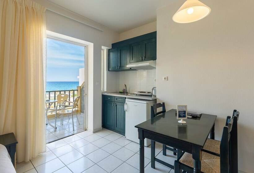 オーシャンビュースーペリアワンルーム, Melitti