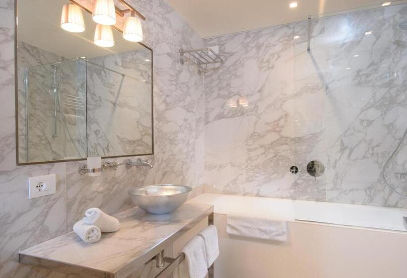 Camera Classica, Palazzo Veneziano   Venice Collection