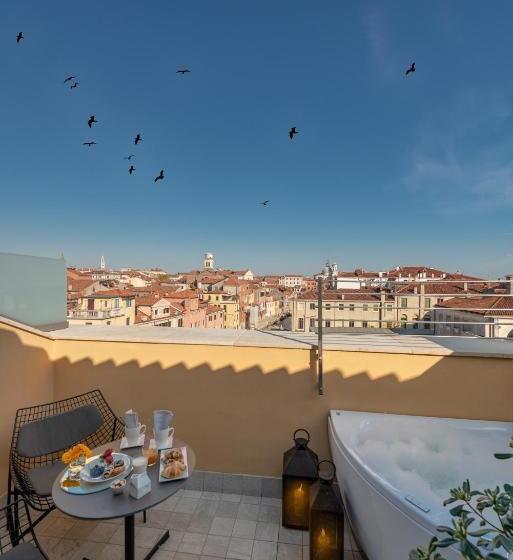Camera Standard con Vista, Palazzo Veneziano   Venice Collection