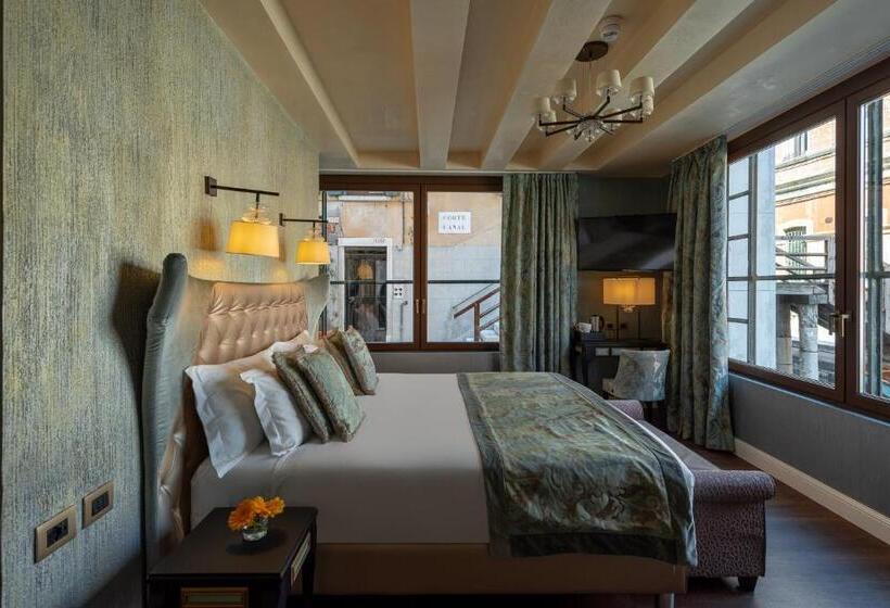 Camera Deluxe con Vista, Palazzo Veneziano   Venice Collection